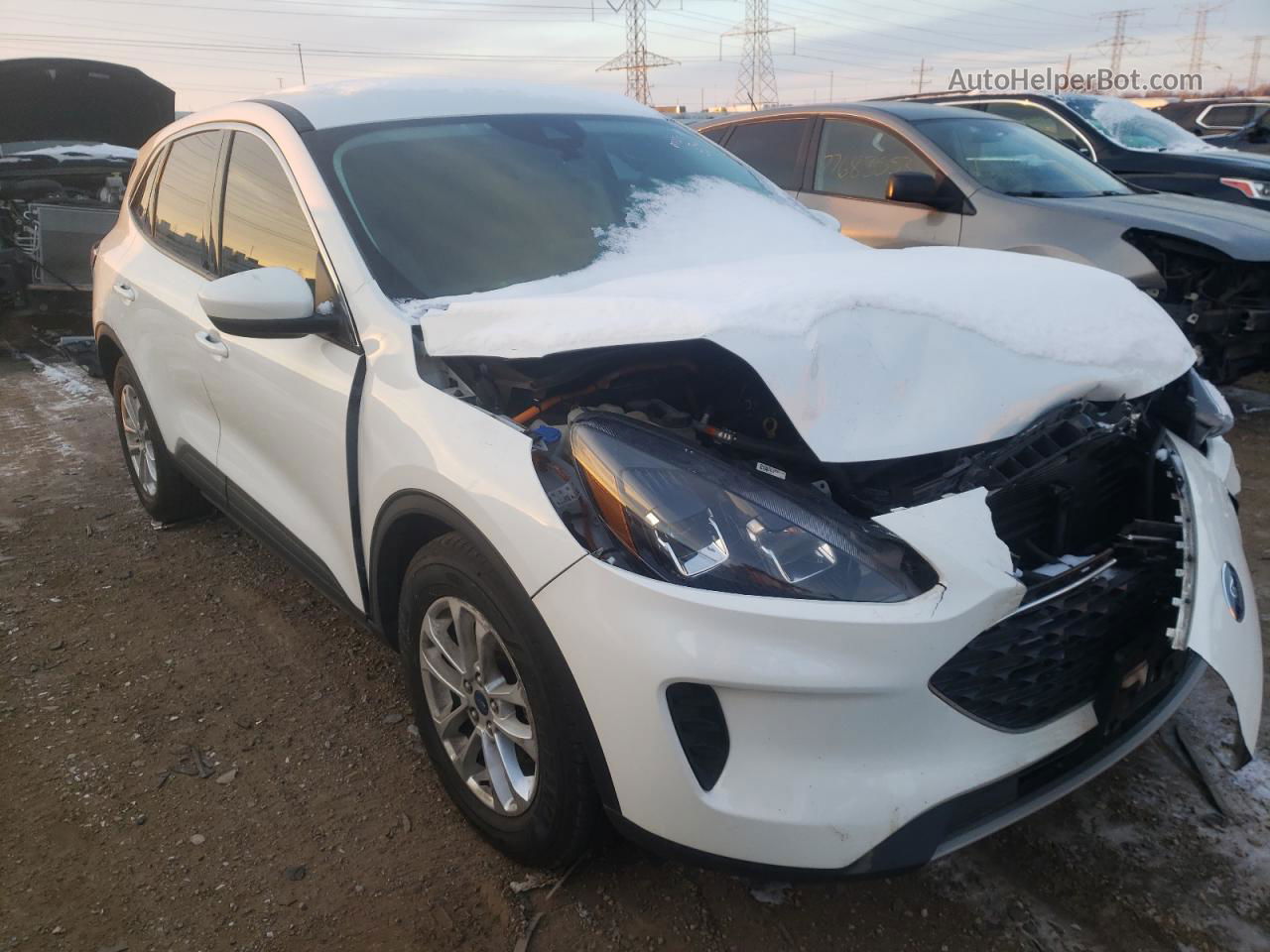 2021 Ford Escape Se White vin: 1FMCU0BZ8MUB04923