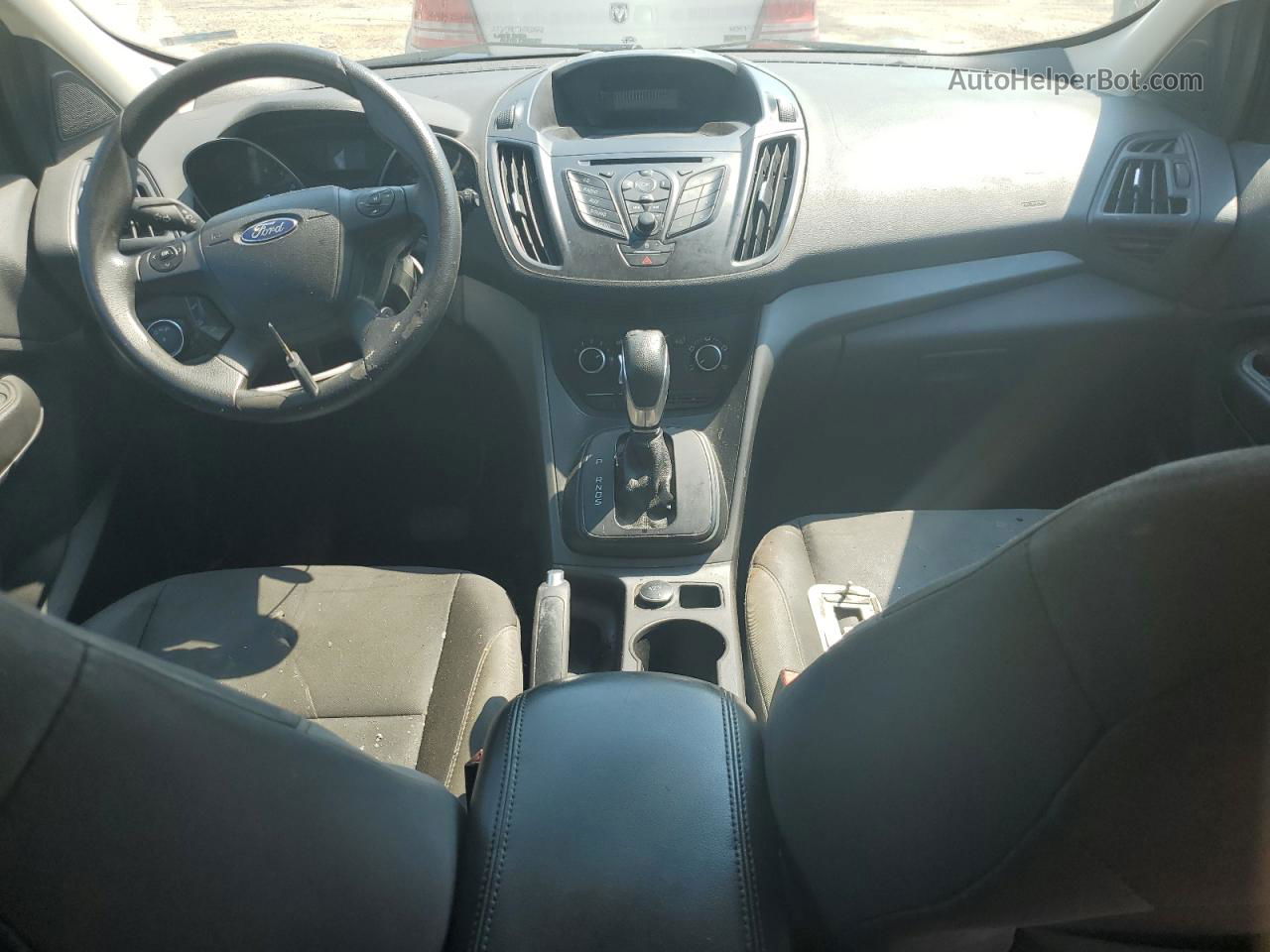 2013 Ford Escape S Серебряный vin: 1FMCU0F70DUD32732