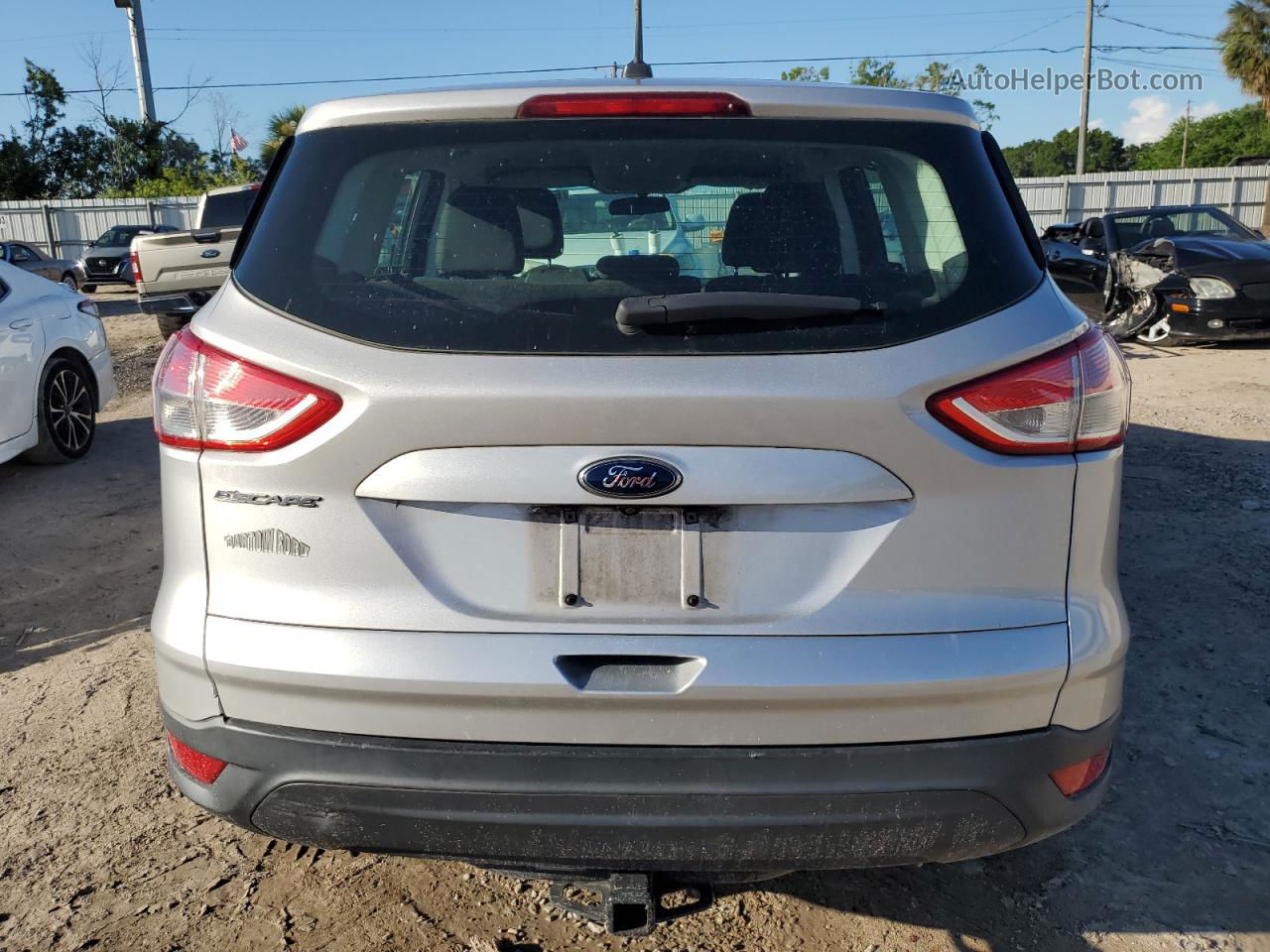 2016 Ford Escape S Серебряный vin: 1FMCU0F70GUB53112