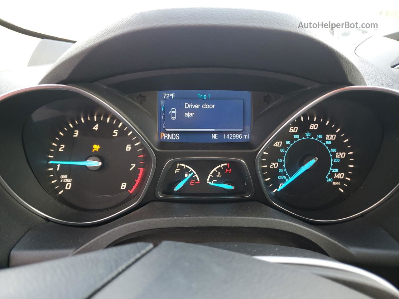 2014 Ford Escape S Белый vin: 1FMCU0F71EUD56166