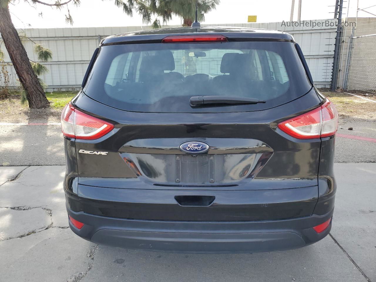 2015 Ford Escape S Черный vin: 1FMCU0F71FUC43626