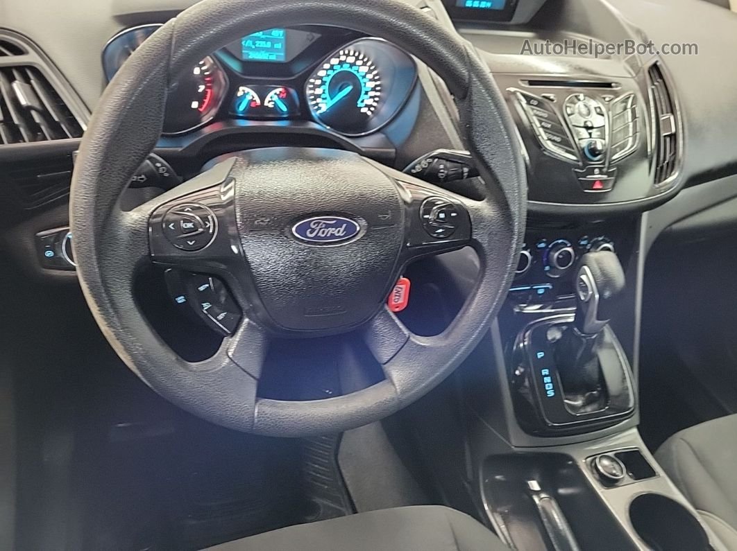 2013 Ford Escape S Белый vin: 1FMCU0F72DUC48248