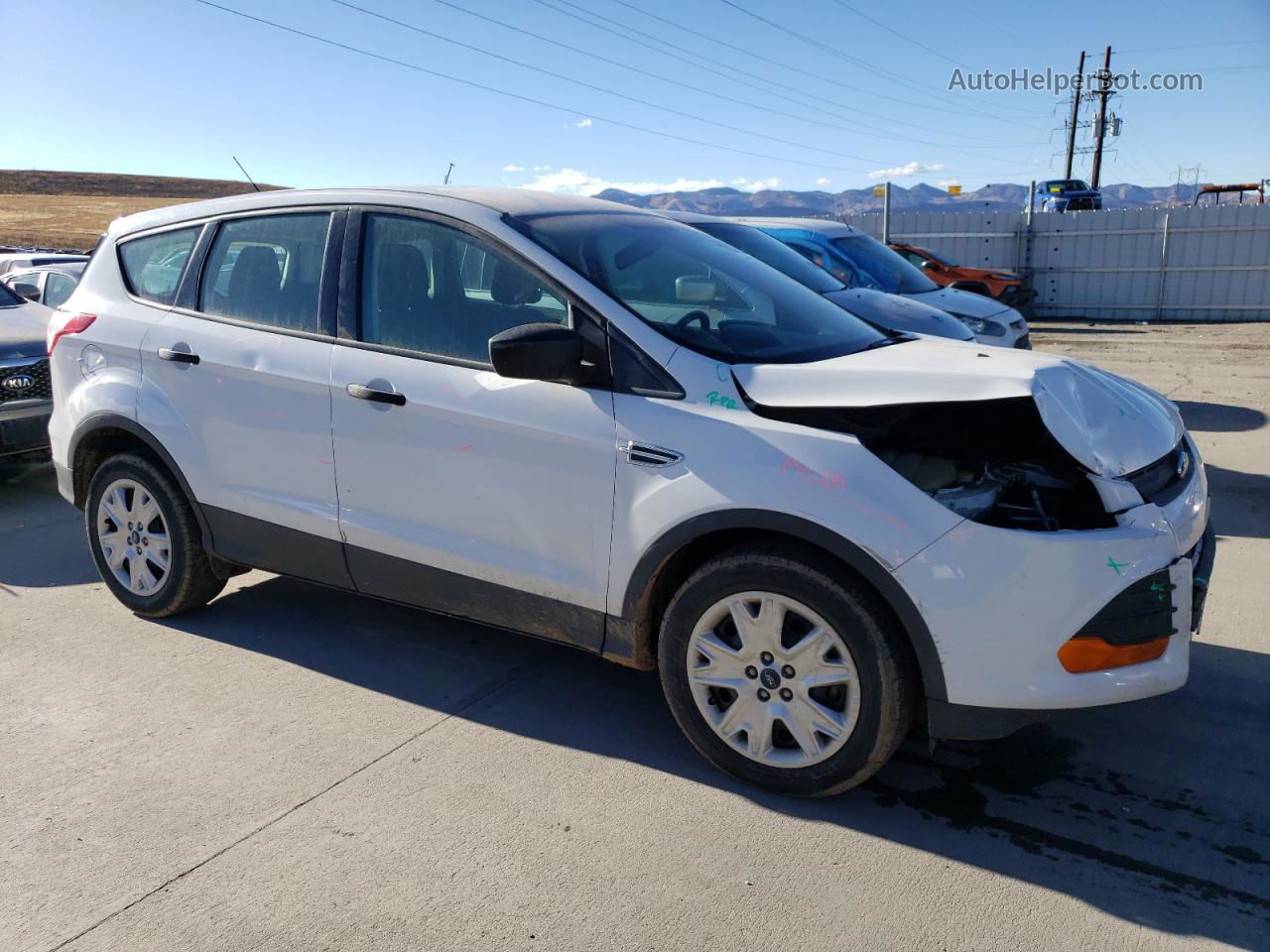 2015 Ford Escape S White vin: 1FMCU0F72FUC04687