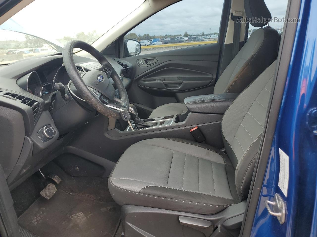 2019 Ford Escape S Синий vin: 1FMCU0F72KUB84659
