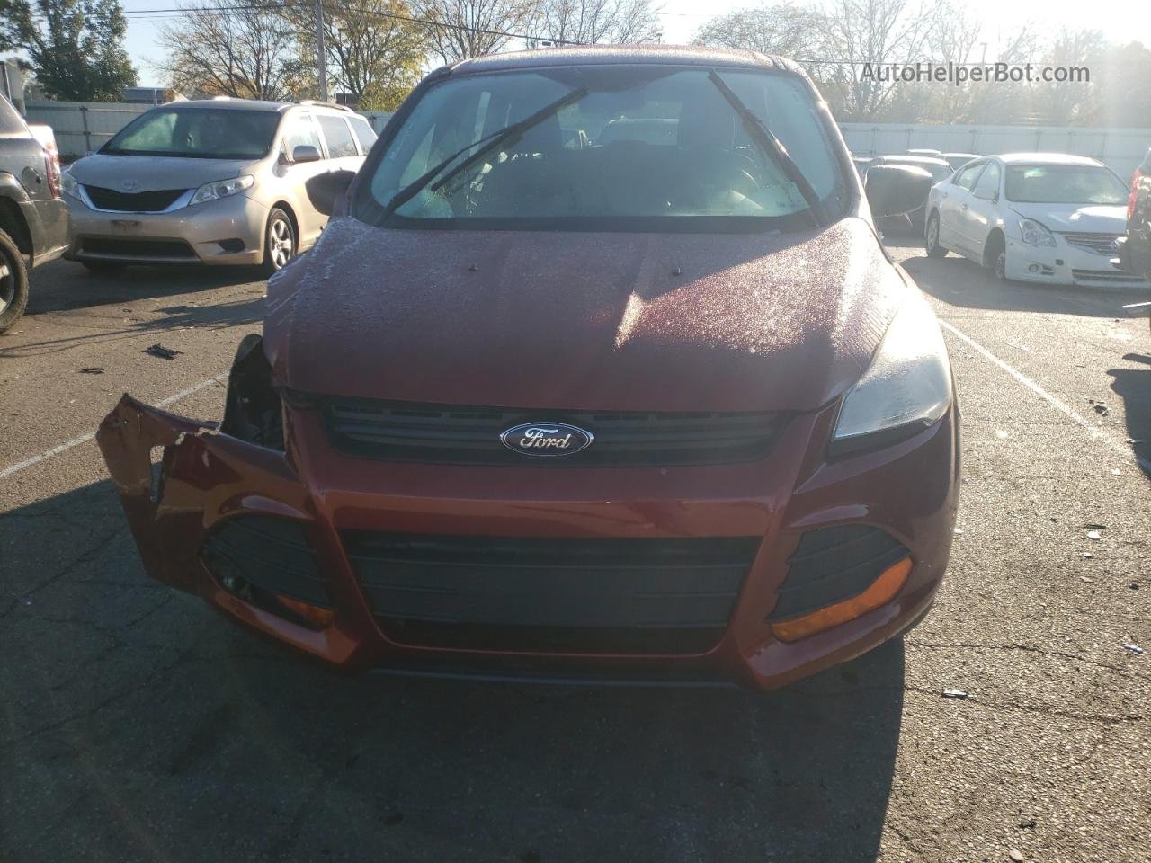 2015 Ford Escape S Бордовый vin: 1FMCU0F73FUB38327