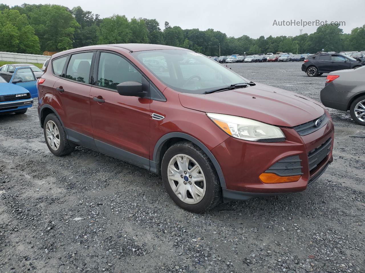 2014 Ford Escape S Red vin: 1FMCU0F74EUC34448