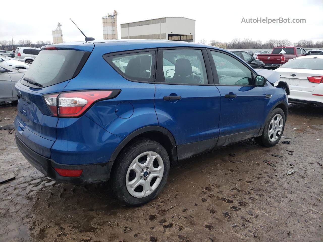 2017 Ford Escape S Синий vin: 1FMCU0F74HUC87879