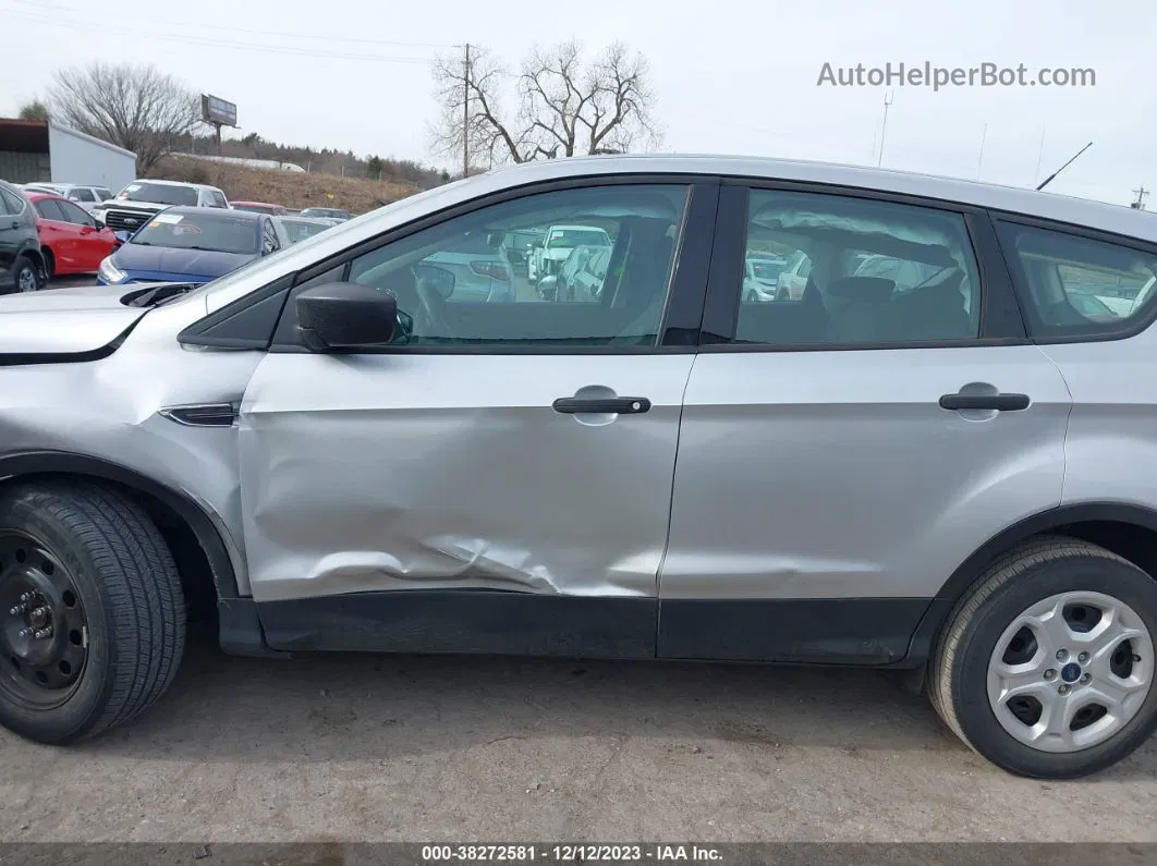 2019 Ford Escape S Серебряный vin: 1FMCU0F74KUA72235