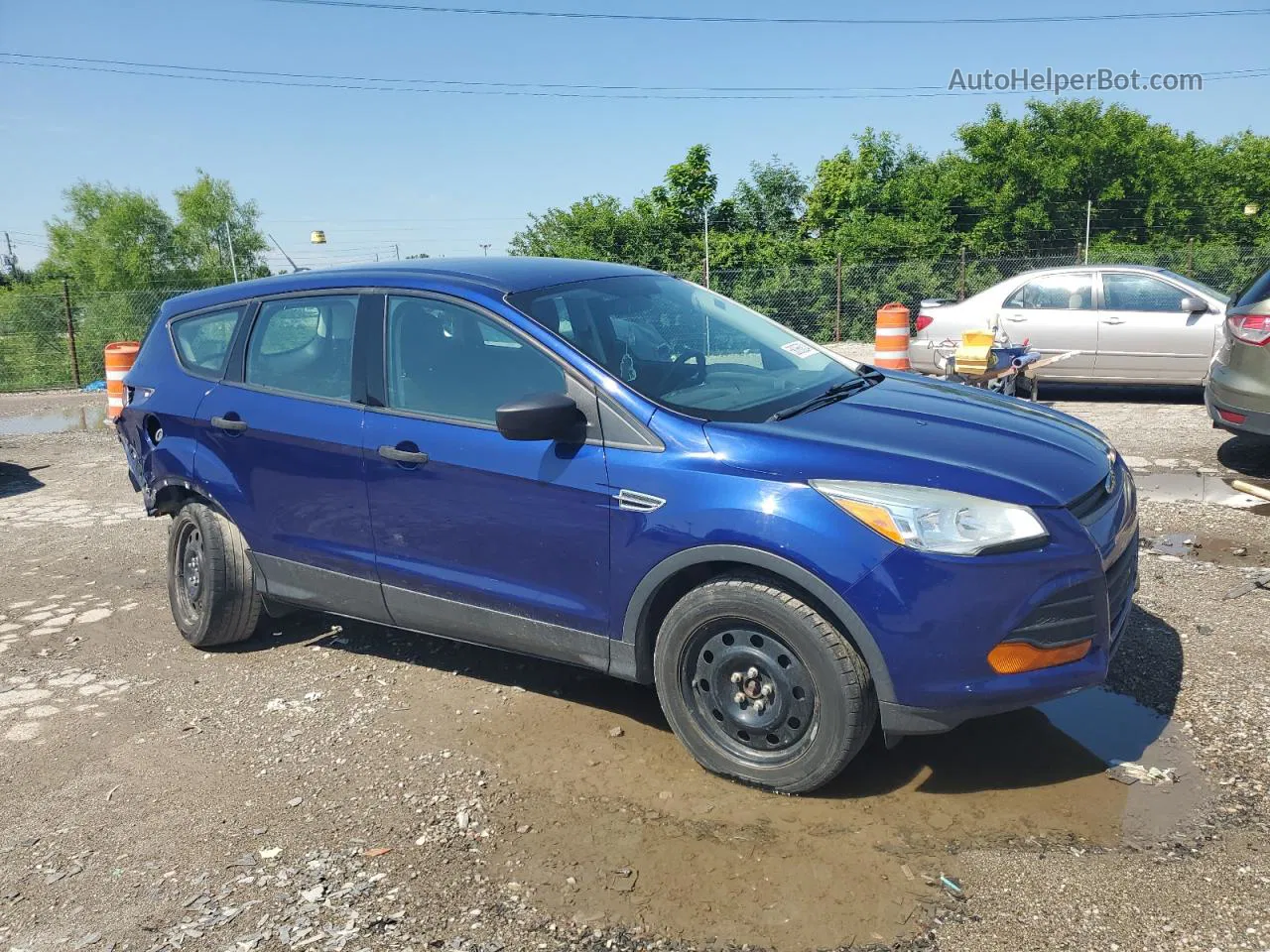 2013 Ford Escape S Blue vin: 1FMCU0F75DUC93331