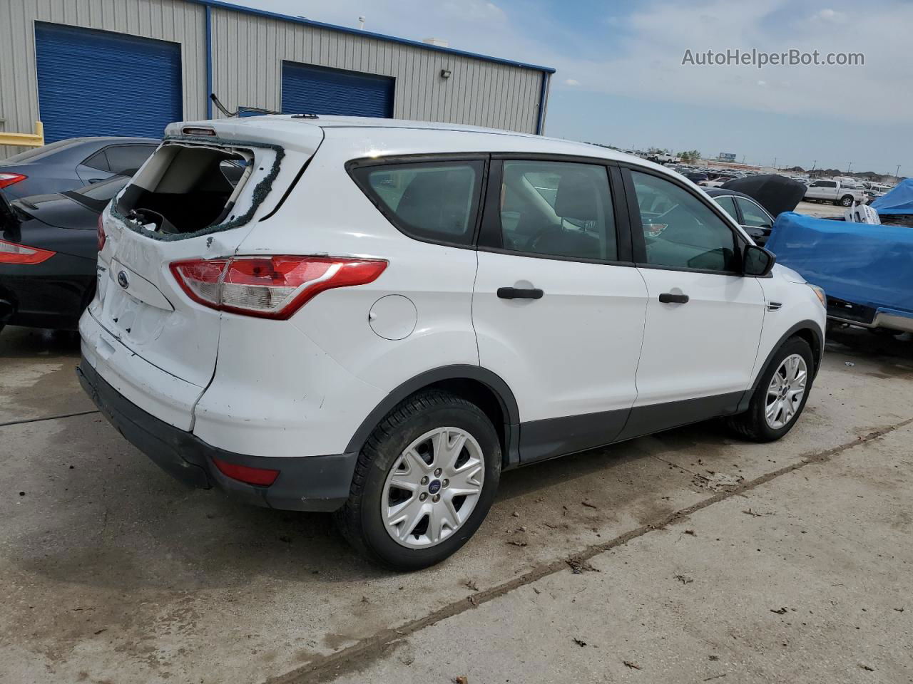 2014 Ford Escape S Белый vin: 1FMCU0F75EUA21377