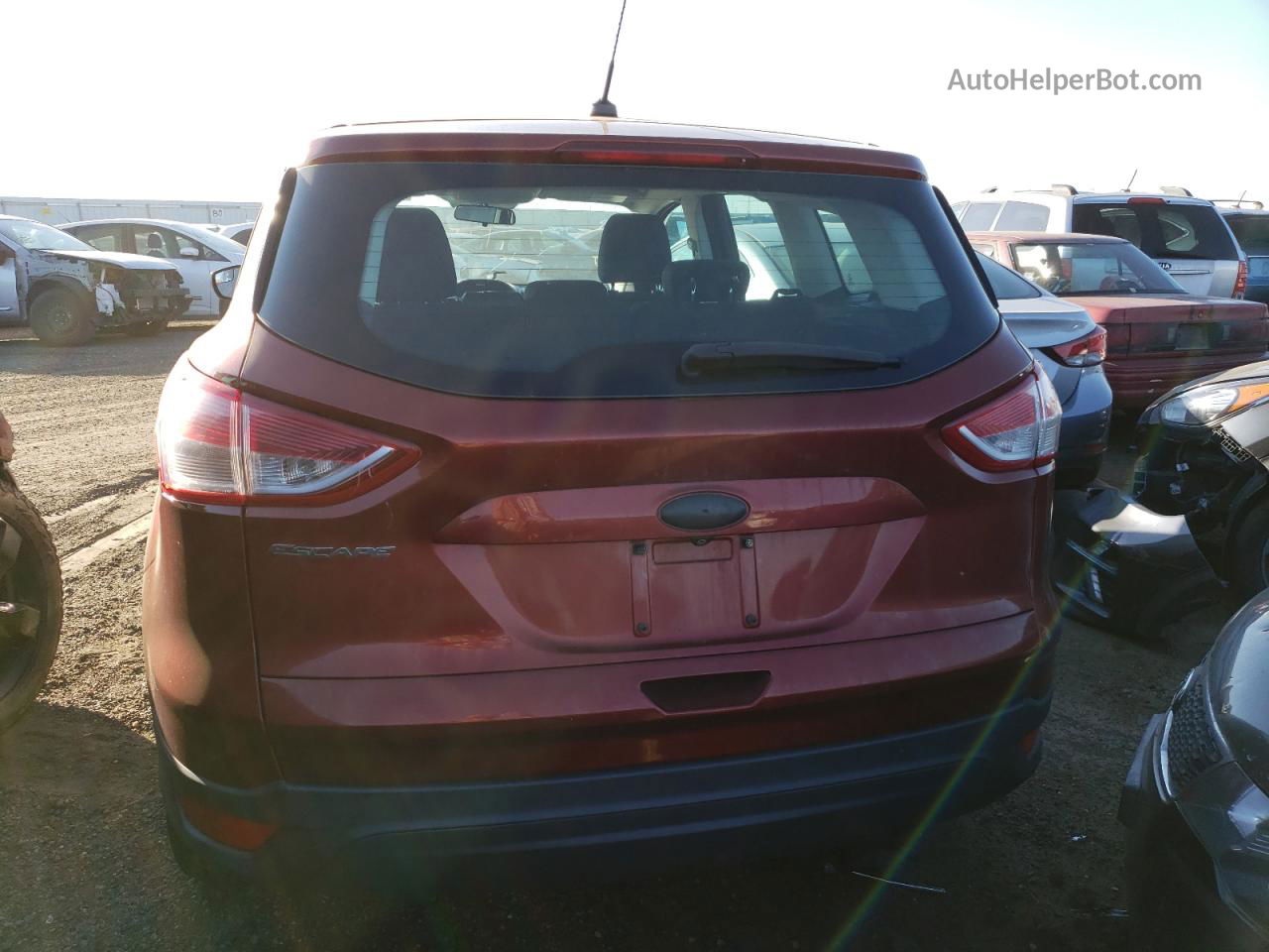 2015 Ford Escape S Red vin: 1FMCU0F75FUB07628