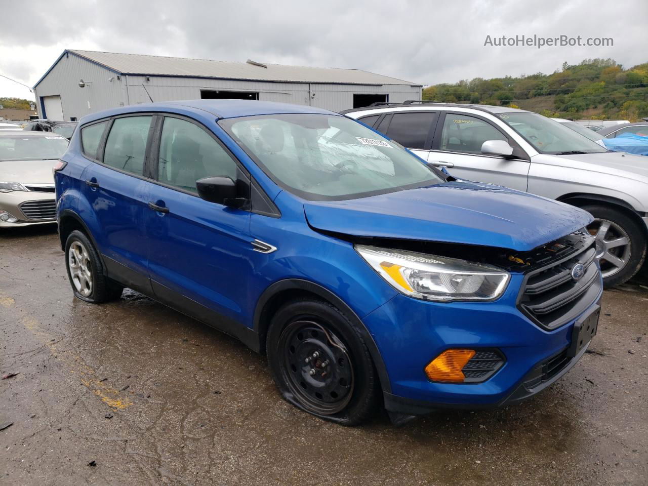 2017 Ford Escape S Синий vin: 1FMCU0F75HUC20109