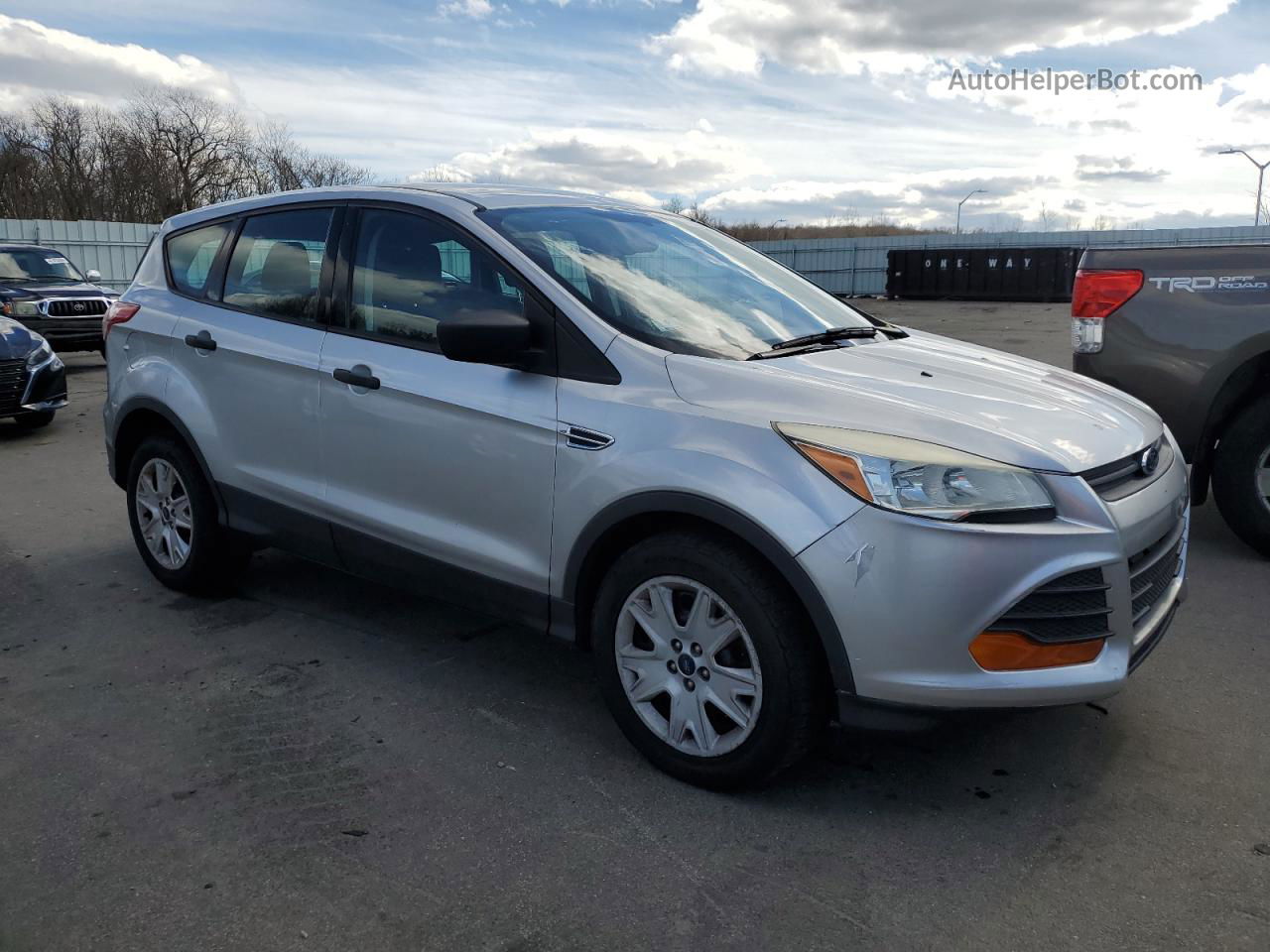 2013 Ford Escape S Silver vin: 1FMCU0F76DUB05111