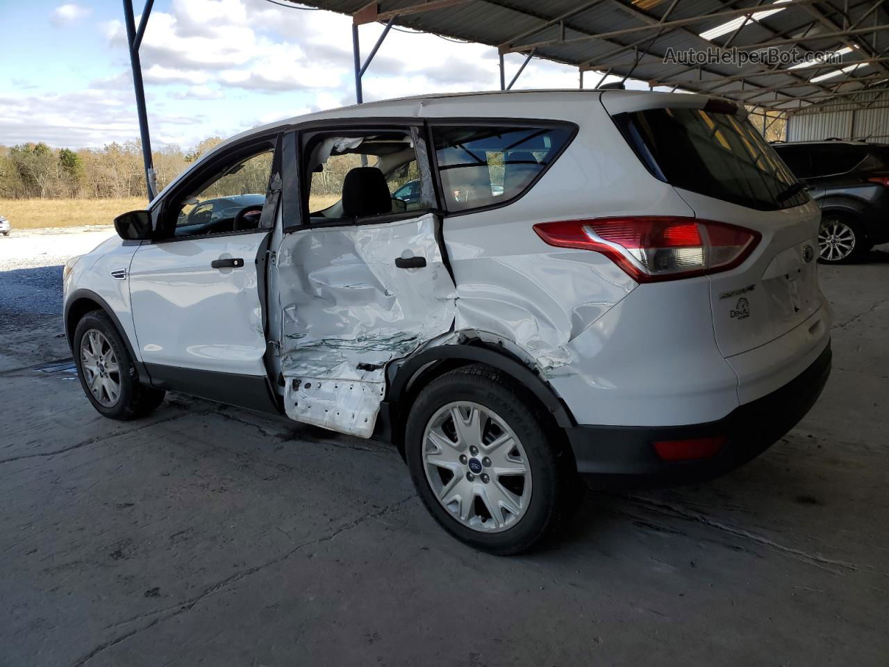 2013 Ford Escape S White vin: 1FMCU0F76DUD56520