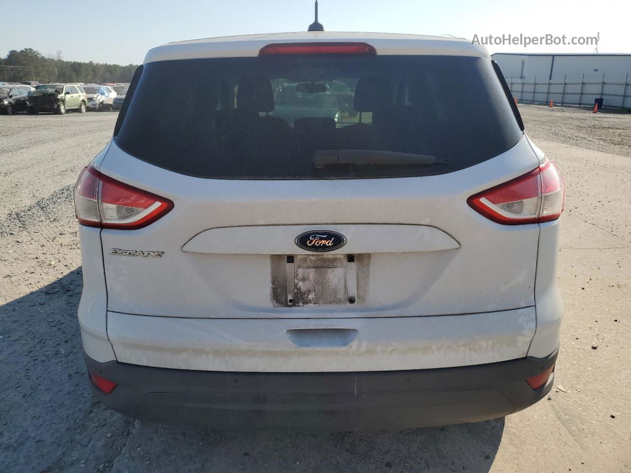 2013 Ford Escape S White vin: 1FMCU0F76DUD72488