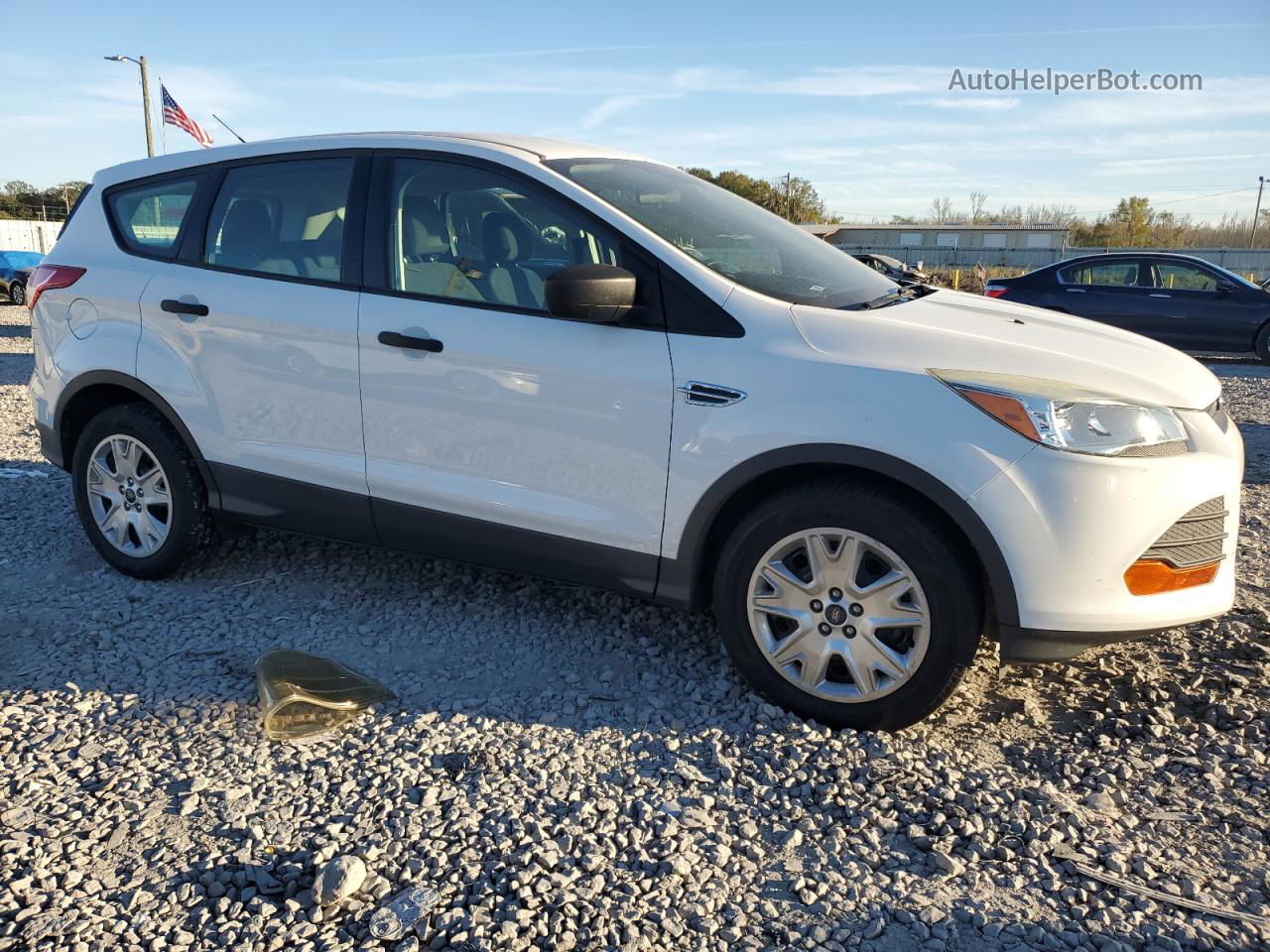 2016 Ford Escape S White vin: 1FMCU0F76GUA90629