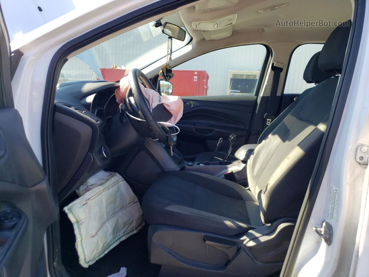 2014 Ford Escape S Белый vin: 1FMCU0F77EUC34444