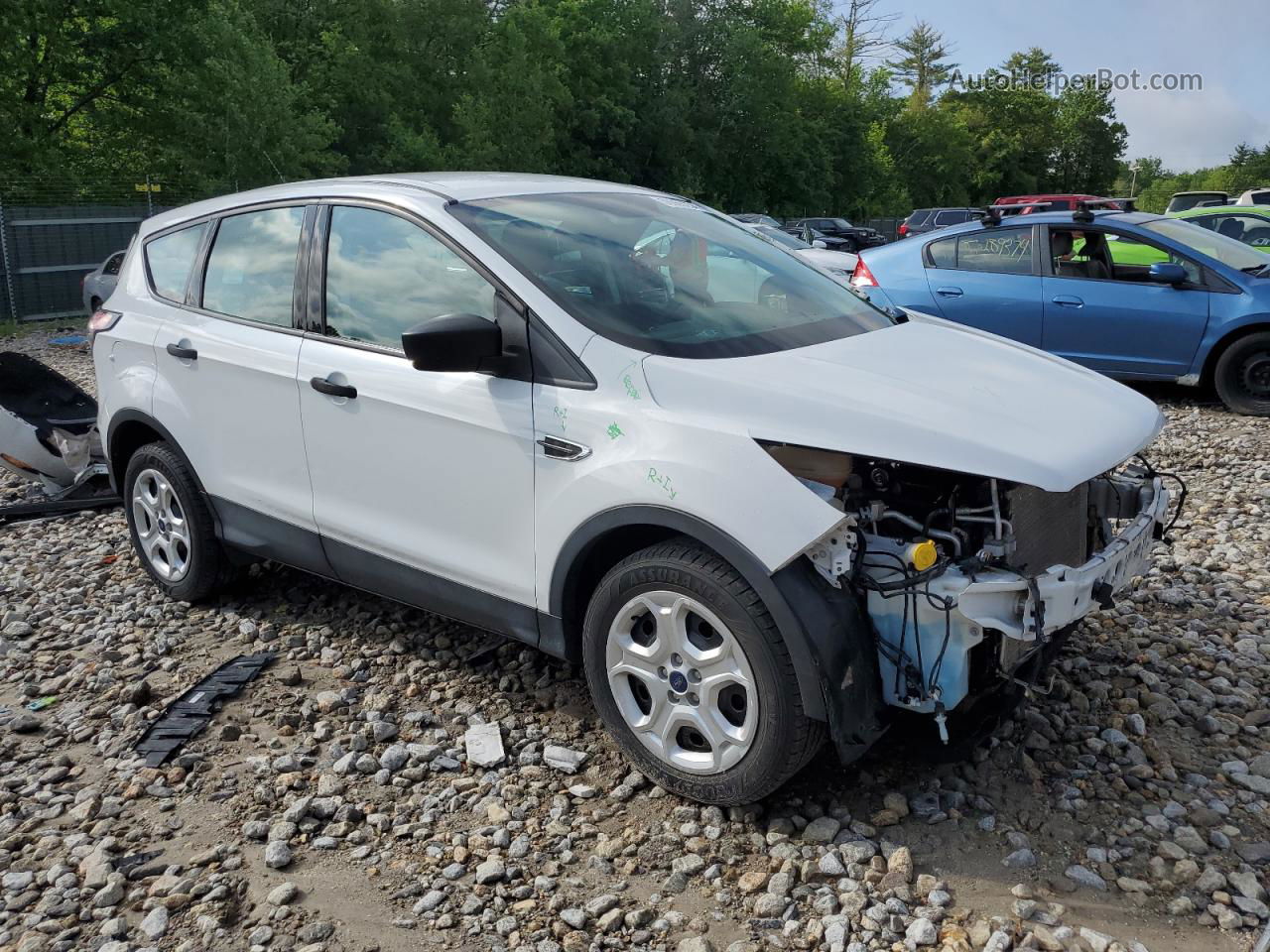 2017 Ford Escape S White vin: 1FMCU0F77HUA86509