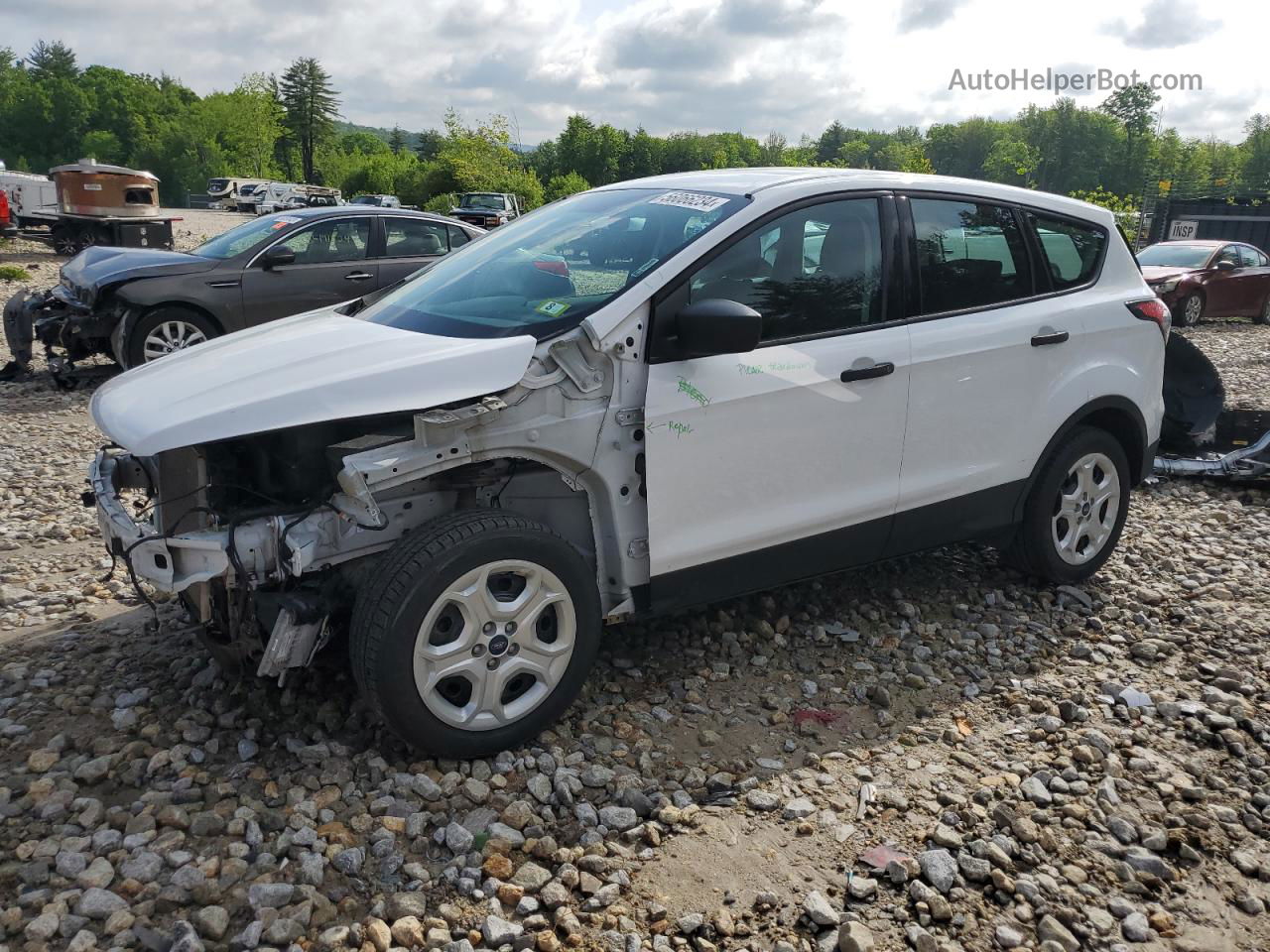 2017 Ford Escape S White vin: 1FMCU0F77HUA86509