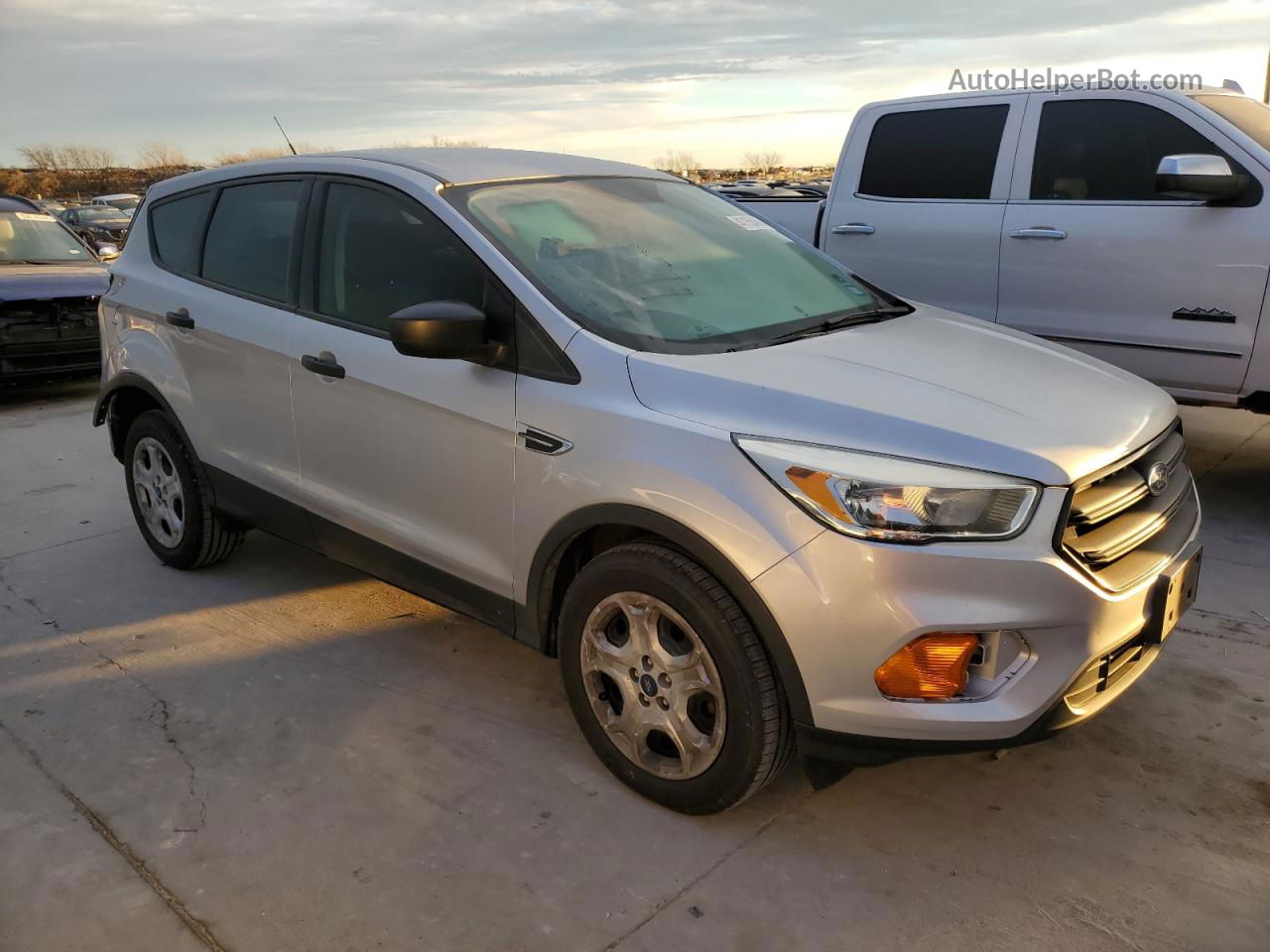 2017 Ford Escape S Silver vin: 1FMCU0F77HUE15452