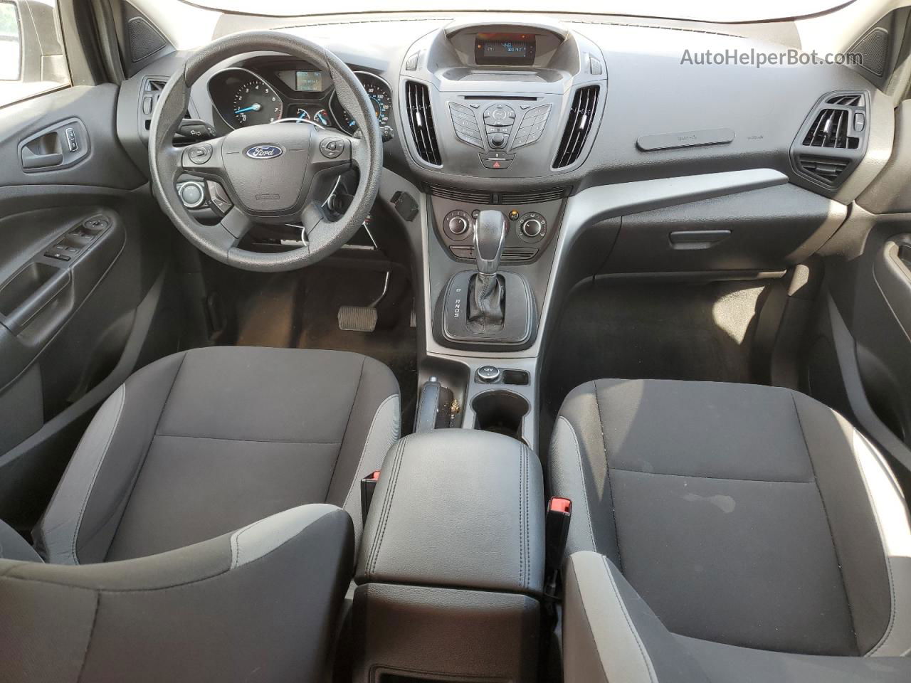 2013 Ford Escape S Белый vin: 1FMCU0F79DUD79273