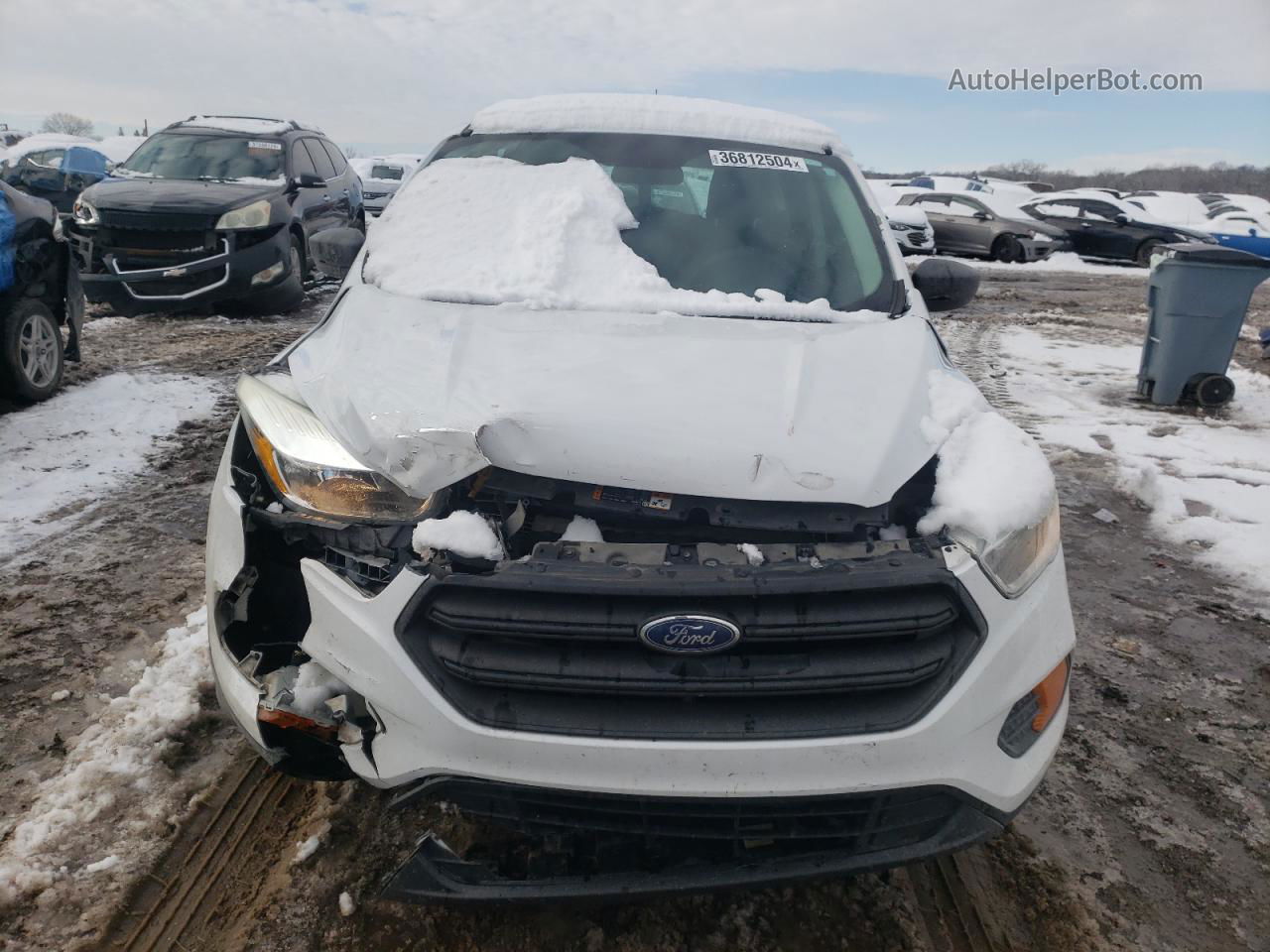 2017 Ford Escape S Белый vin: 1FMCU0F79HUB80097