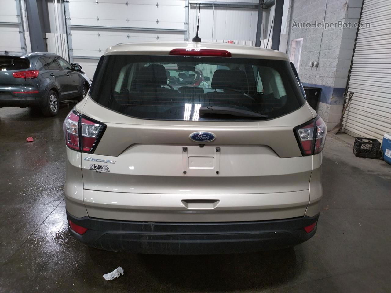 2017 Ford Escape S Tan vin: 1FMCU0F79HUE48016