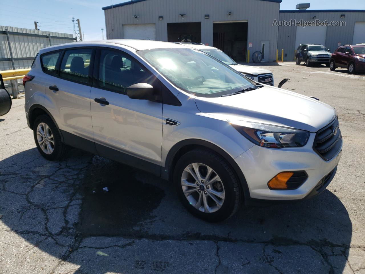 2019 Ford Escape S Silver vin: 1FMCU0F79KUA59027