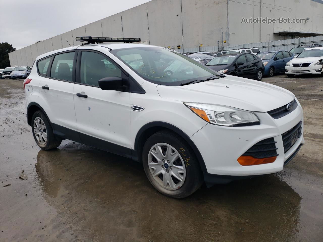 2015 Ford Escape S White vin: 1FMCU0F7XFUB74256