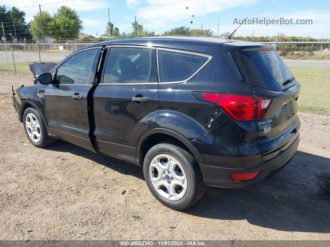 2019 Ford Escape S Черный vin: 1FMCU0F7XKUA17739