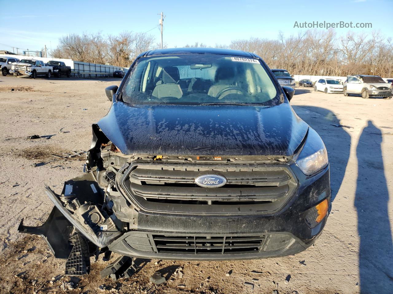 2019 Ford Escape S Черный vin: 1FMCU0F7XKUB26640