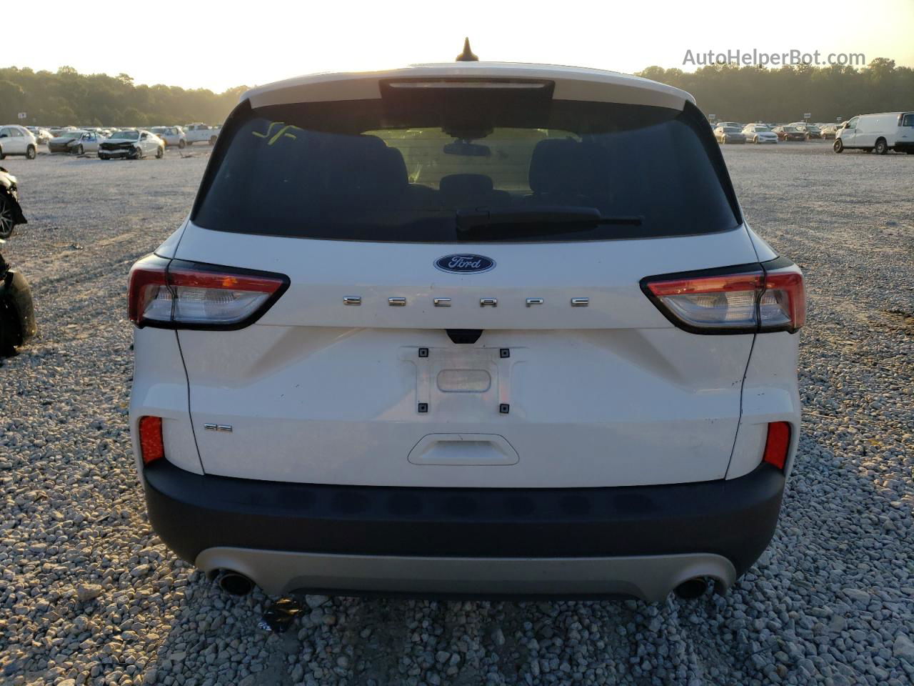 2021 Ford Escape Se White vin: 1FMCU0G64MUA03246