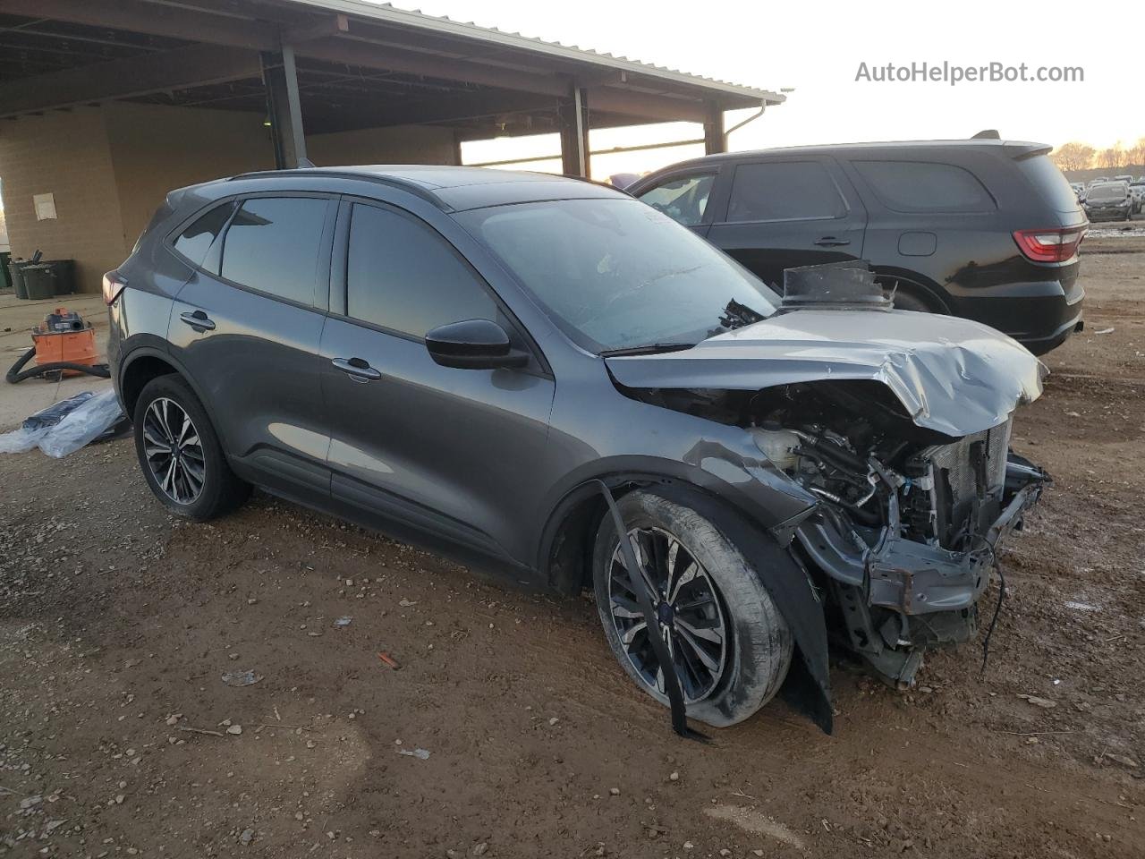 2021 Ford Escape Se Gray vin: 1FMCU0G66MUB33609