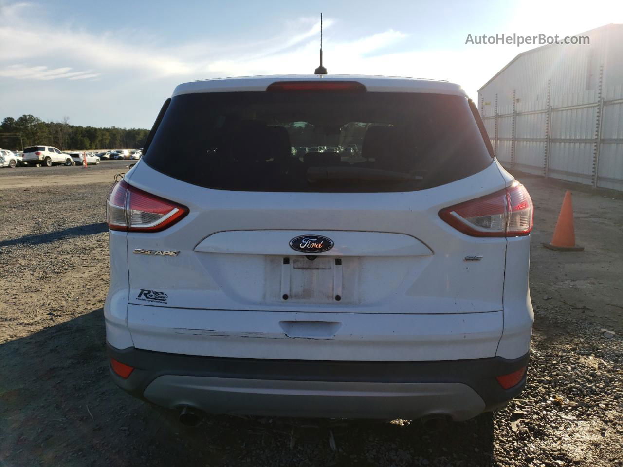 2015 Ford Escape Se White vin: 1FMCU0G79FUC55179