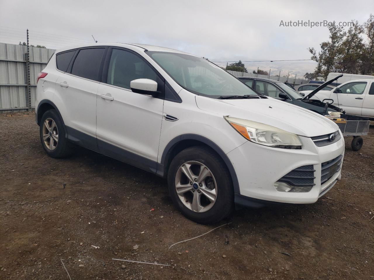 2013 Ford Escape Se White vin: 1FMCU0G90DUD11475