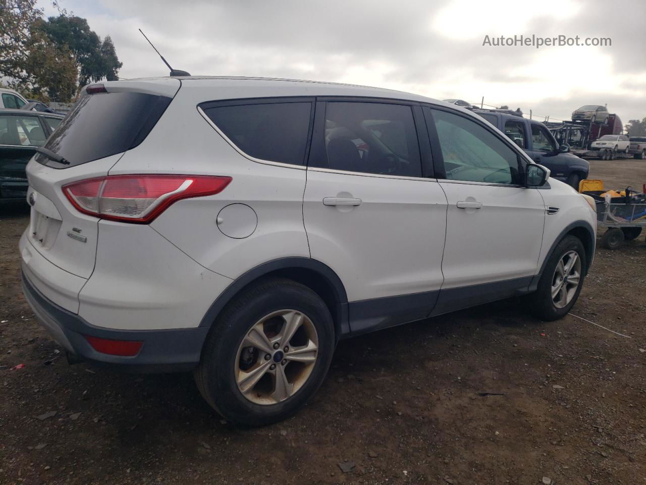 2013 Ford Escape Se White vin: 1FMCU0G90DUD11475