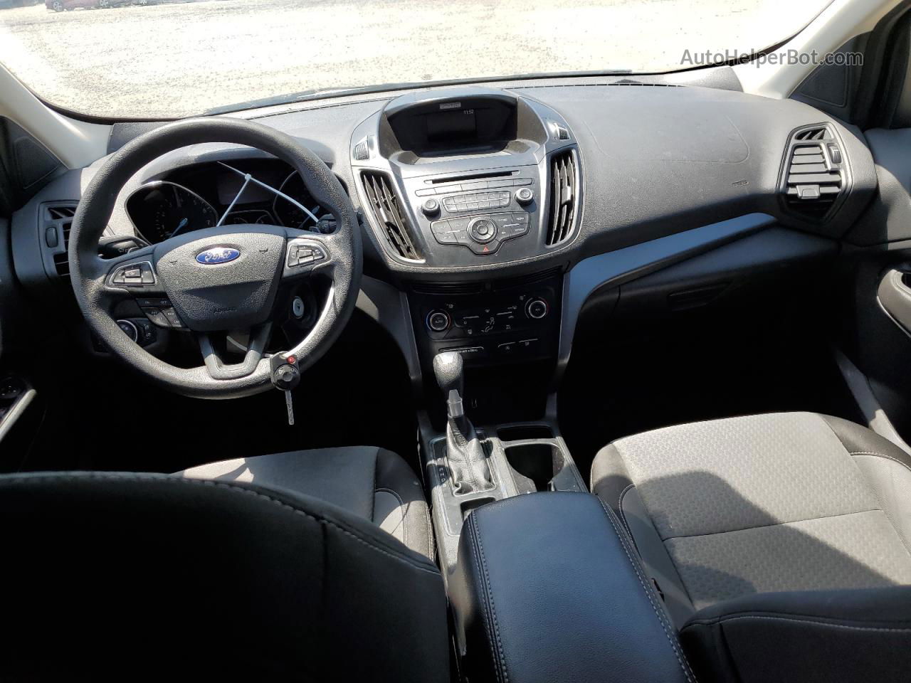 2017 Ford Escape Se Белый vin: 1FMCU0GD0HUB14638