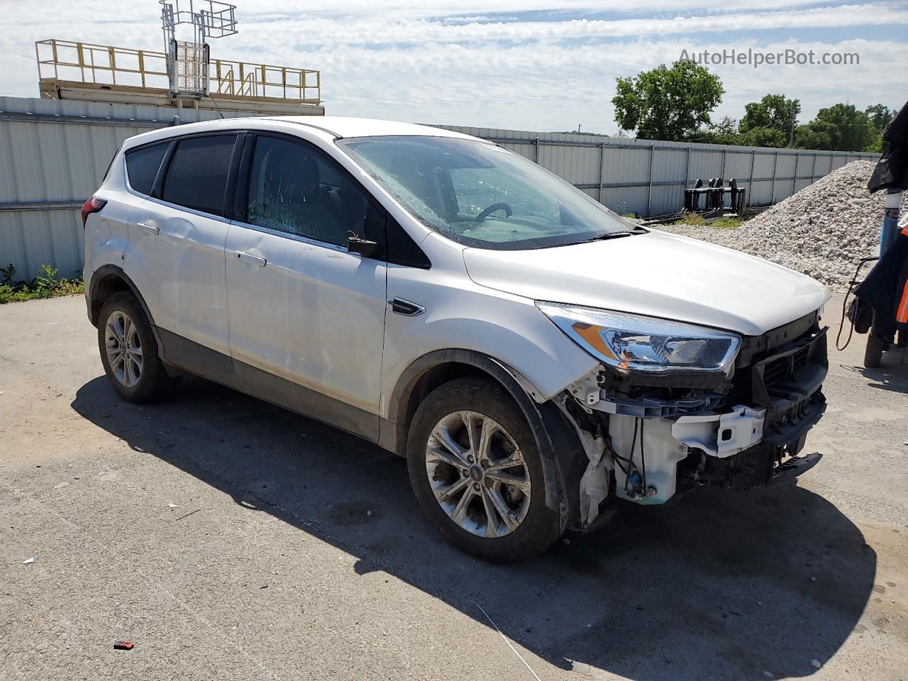 2019 Ford Escape Se White vin: 1FMCU0GD0KUB27090