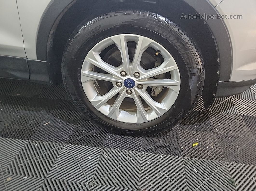 2019 Ford Escape Se Unknown vin: 1FMCU0GD0KUB33357