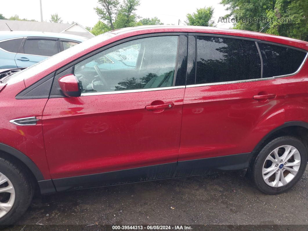 2017 Ford Escape Se Red vin: 1FMCU0GD1HUA76742