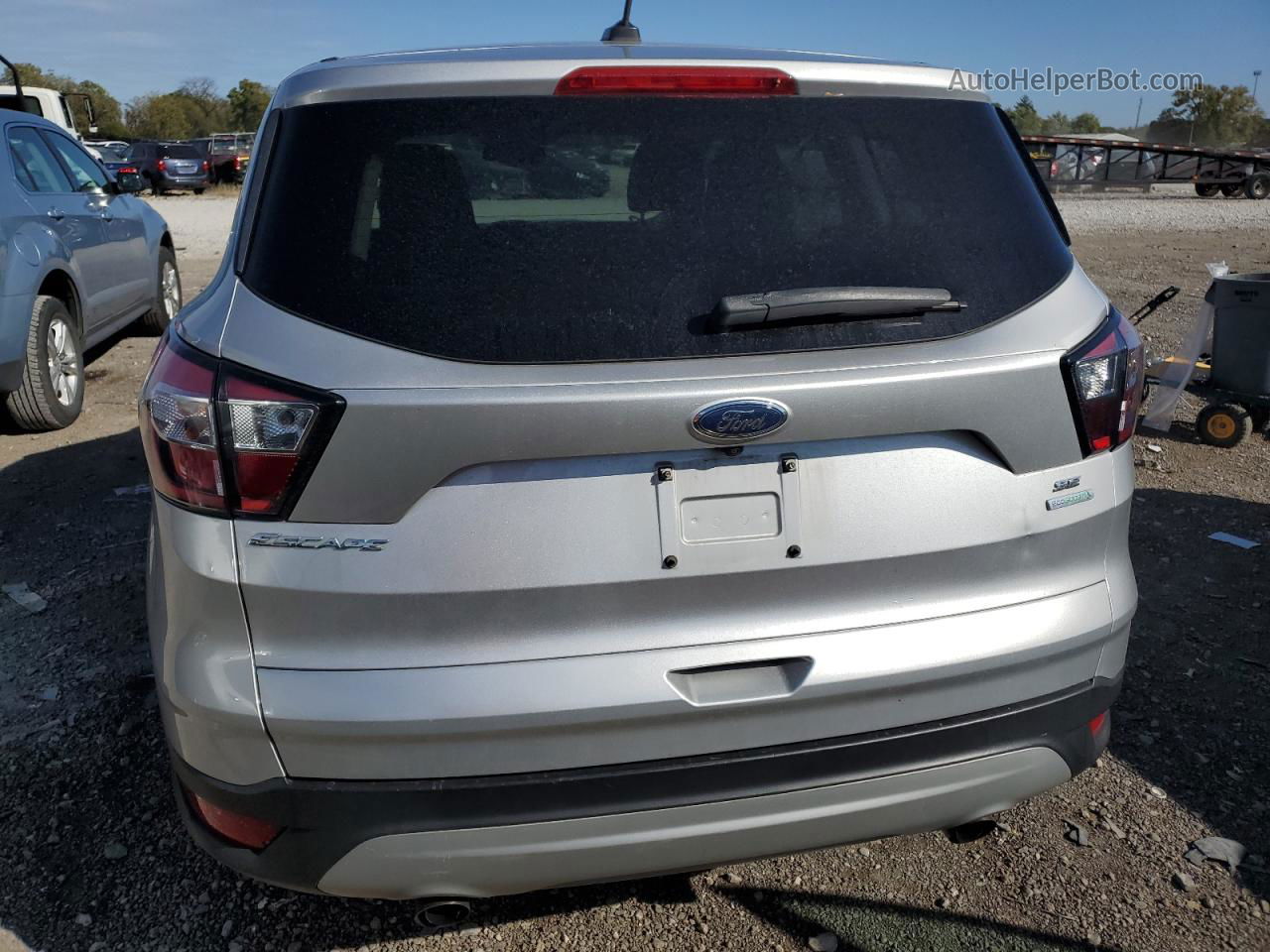 2017 Ford Escape Se Серебряный vin: 1FMCU0GD1HUD74224