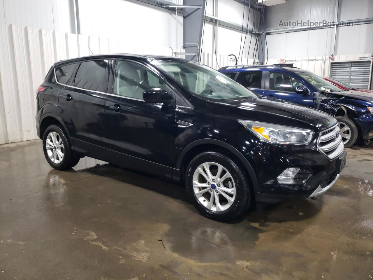 2017 Ford Escape Se Черный vin: 1FMCU0GD2HUD85071