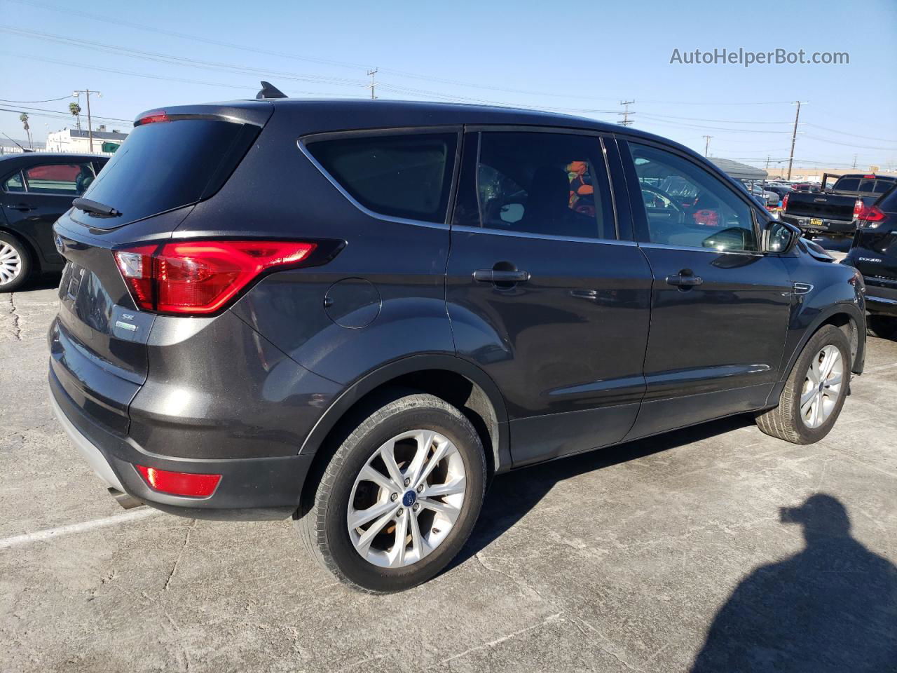 2019 Ford Escape Se Gray vin: 1FMCU0GD2KUA28769