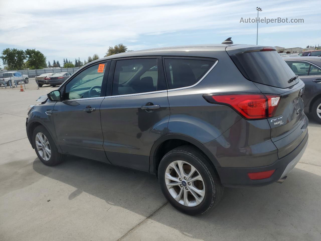 2019 Ford Escape Se Gray vin: 1FMCU0GD2KUA28769