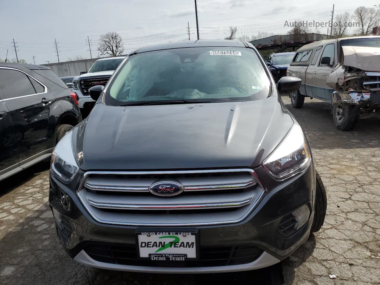 2019 Ford Escape Se Черный vin: 1FMCU0GD4KUA54127