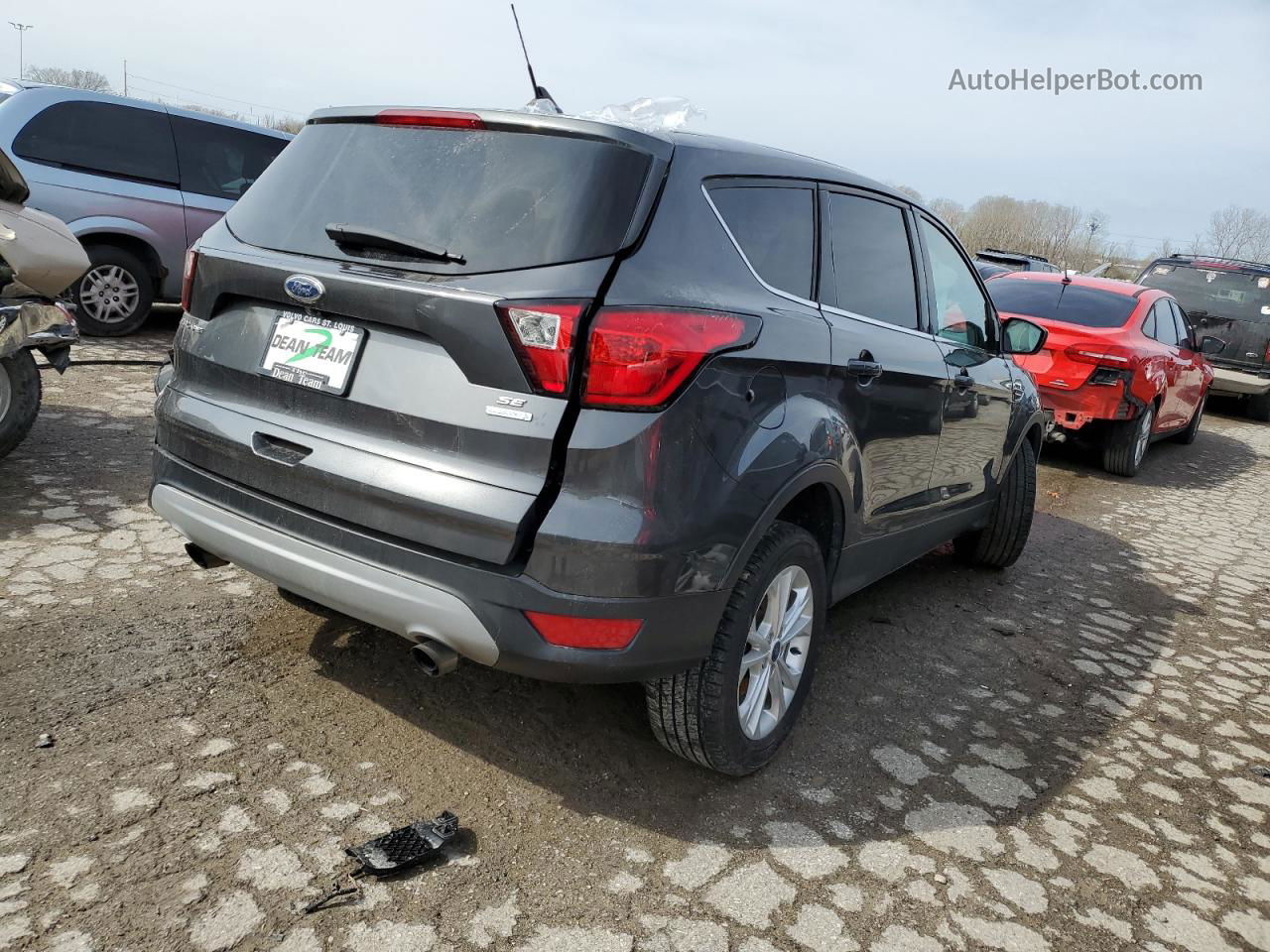 2019 Ford Escape Se Черный vin: 1FMCU0GD4KUA54127