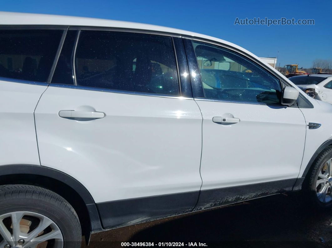 2019 Ford Escape Se Белый vin: 1FMCU0GD4KUB34706