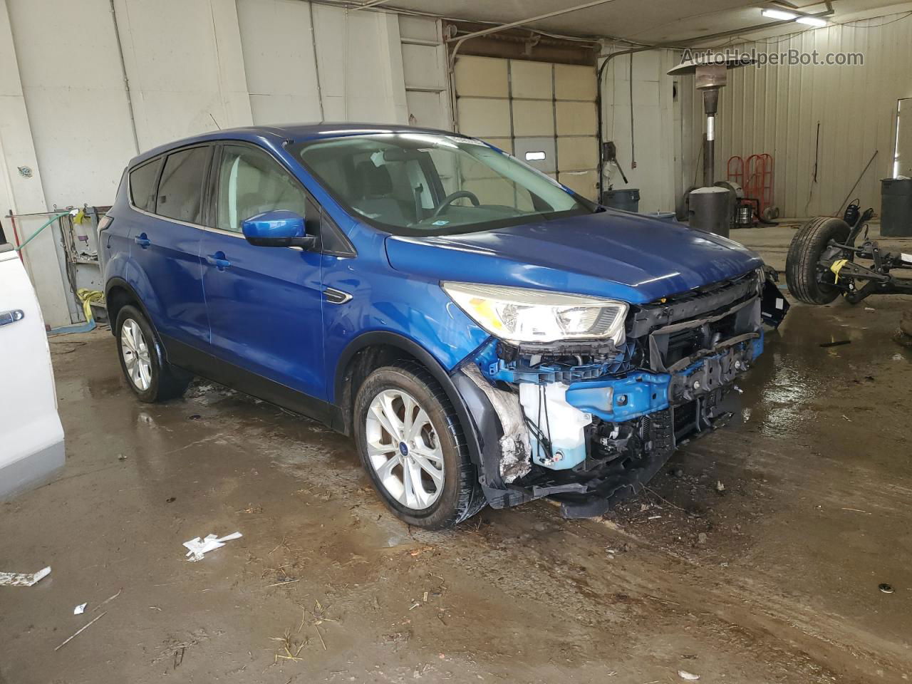 2017 Ford Escape Se Синий vin: 1FMCU0GD6HUE63559