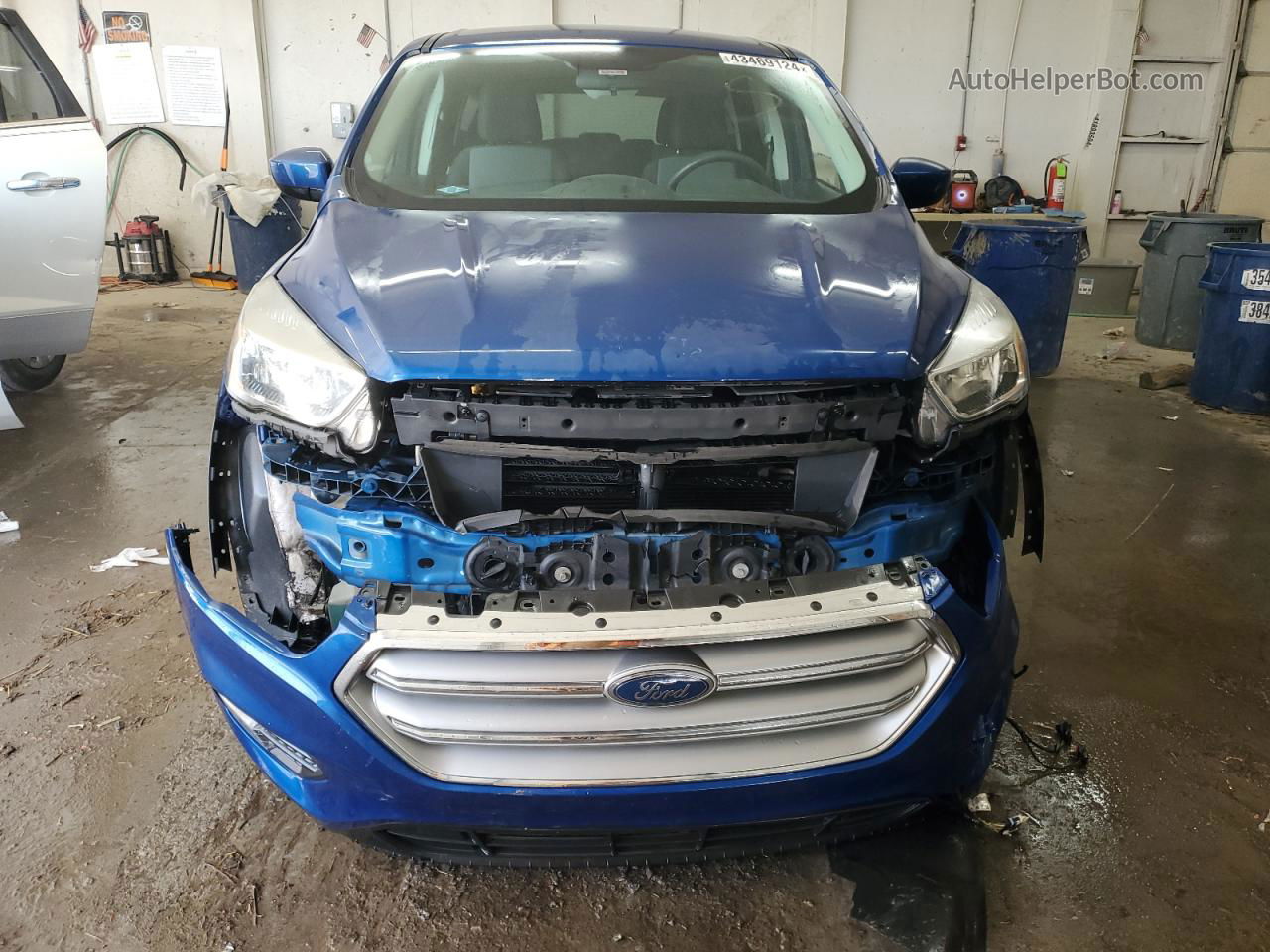 2017 Ford Escape Se Синий vin: 1FMCU0GD6HUE63559