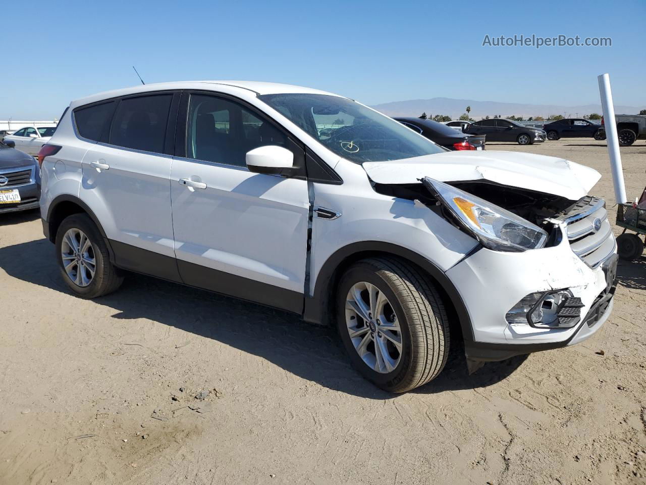 2019 Ford Escape Se White vin: 1FMCU0GD6KUC54989